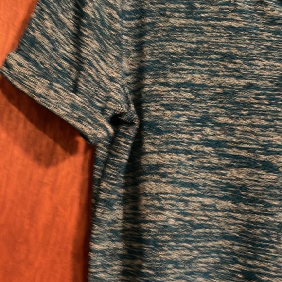 SS teal A.N.A. Light sweater. M. Silver stitching. Very pretty. Great condition - Picture 4 of 6